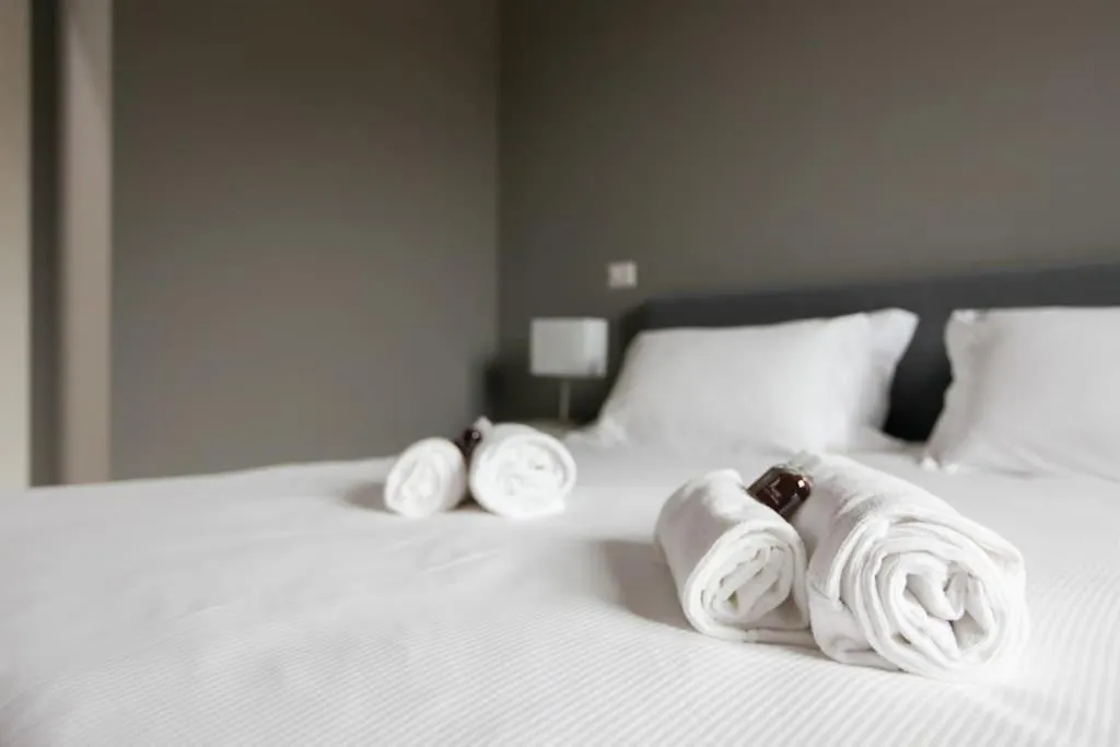 Apartment Hacca Collection - Bocconi, Porta Romana 2Br Milan Italy