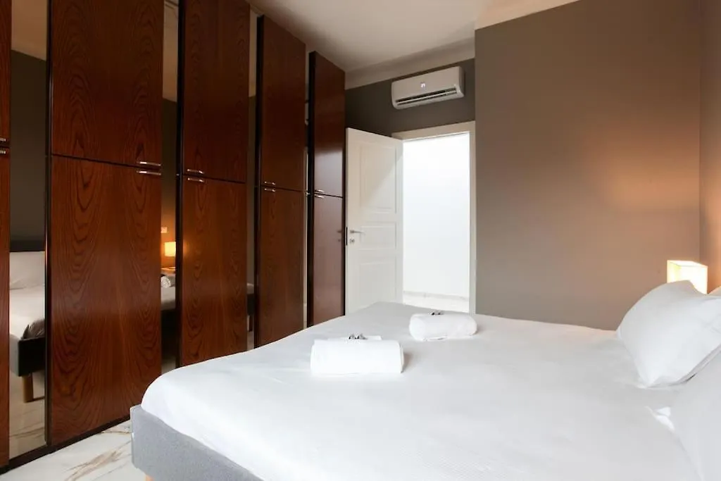 Hacca Collection - Bocconi, Porta Romana 2Br Milan Italy